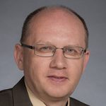 Alex Mamishev headshot